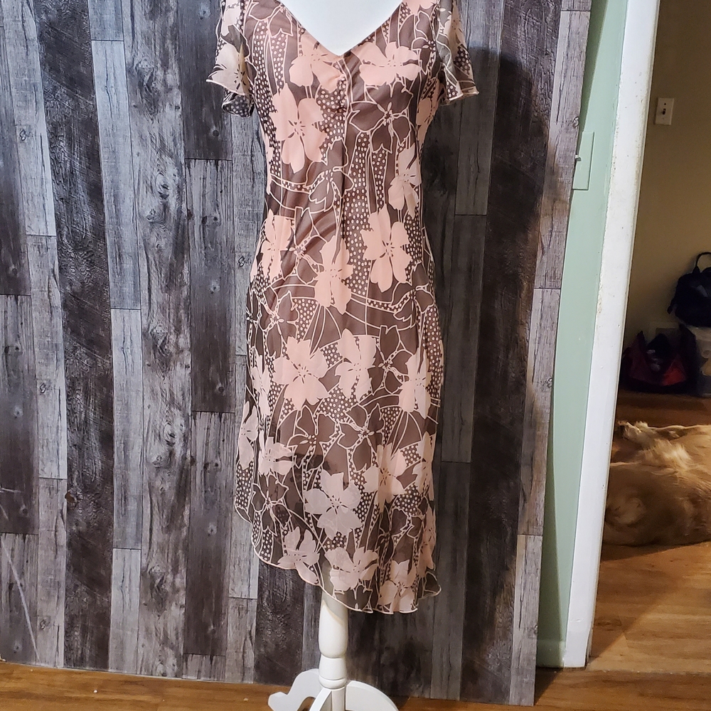 Pink and Gold Flutter Sleeve Sheath Dress